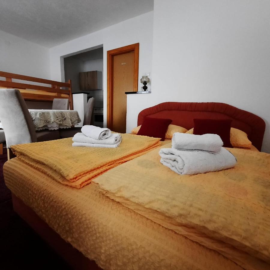 Guest House Nana Мостар Екстер'єр фото