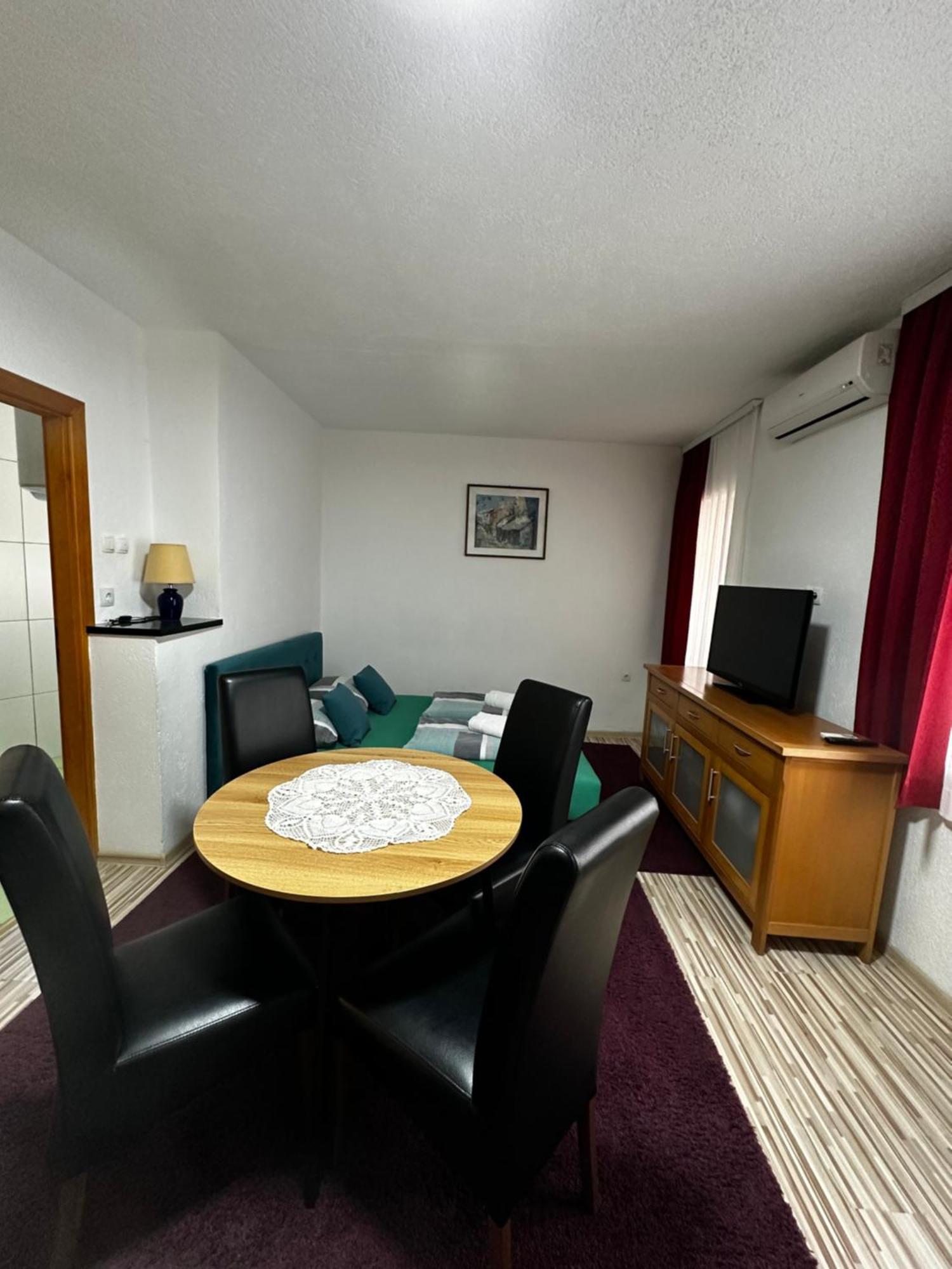 Guest House Nana Мостар Екстер'єр фото