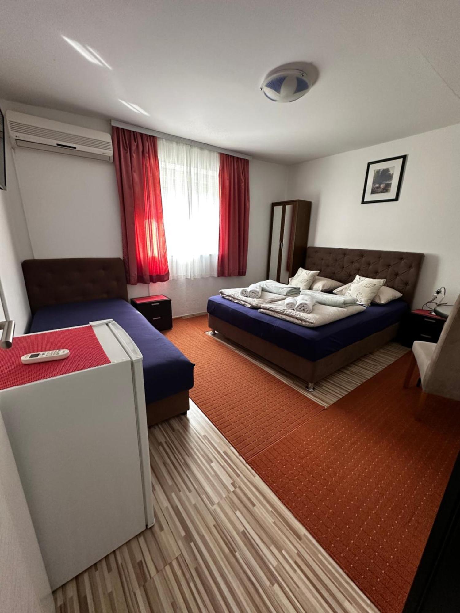 Guest House Nana Мостар Екстер'єр фото