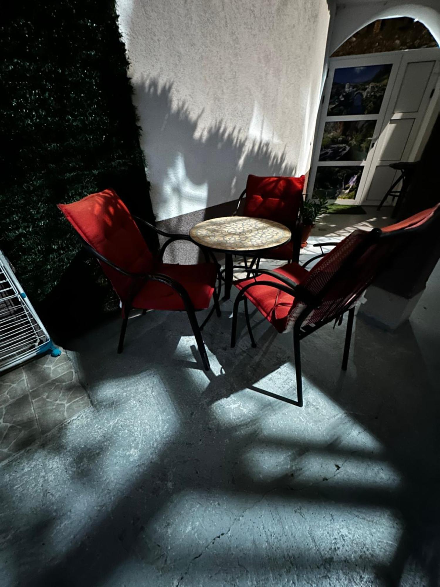 Guest House Nana Мостар Екстер'єр фото
