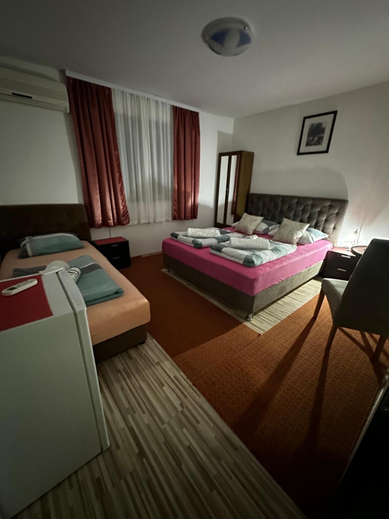 Guest House Nana Мостар Екстер'єр фото
