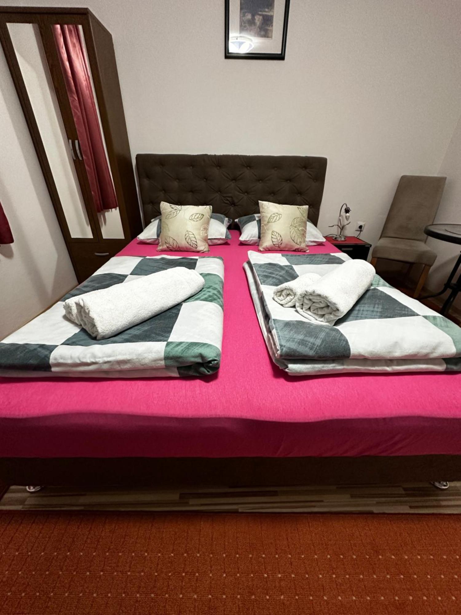 Guest House Nana Мостар Екстер'єр фото
