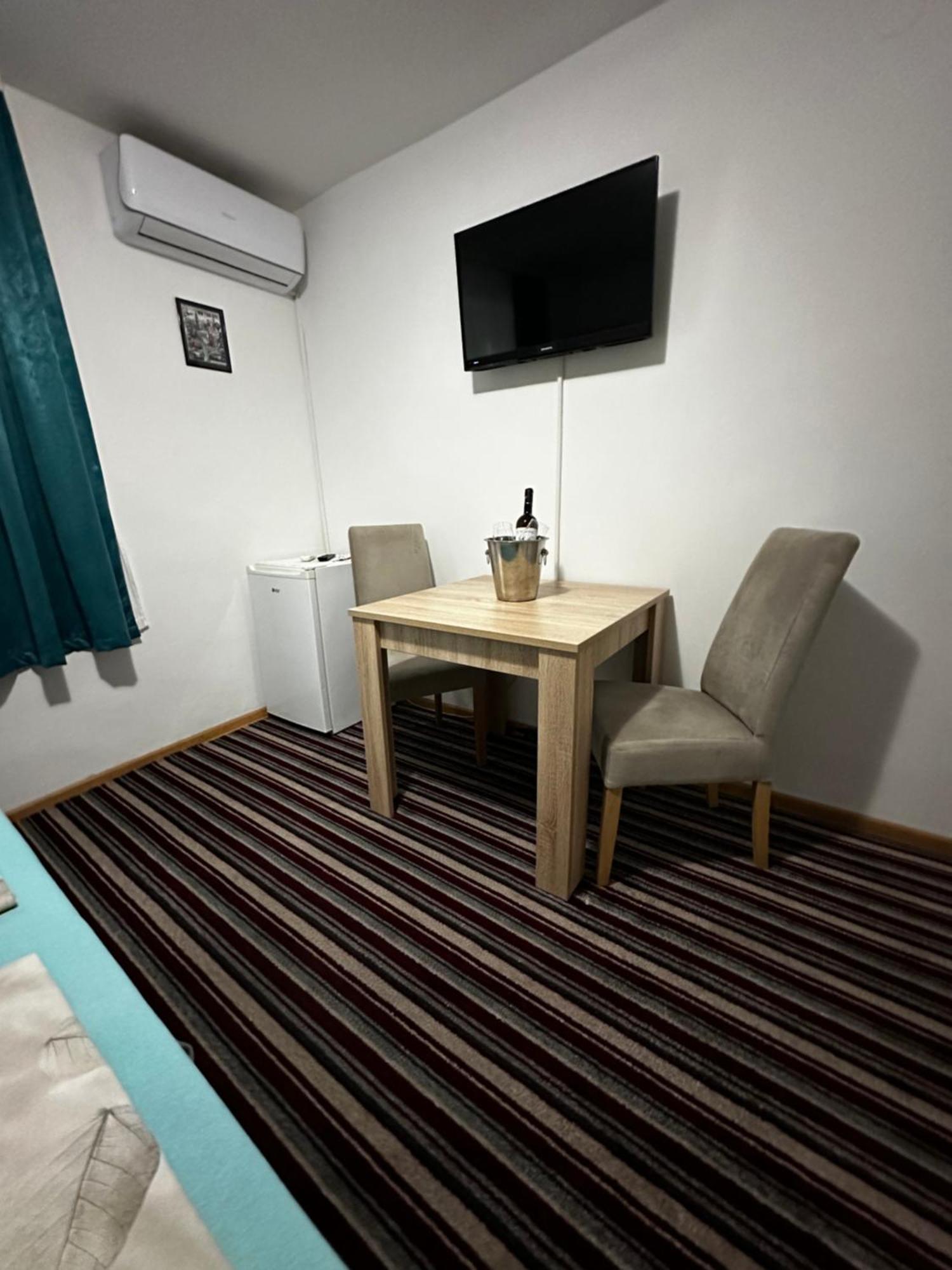 Guest House Nana Мостар Екстер'єр фото
