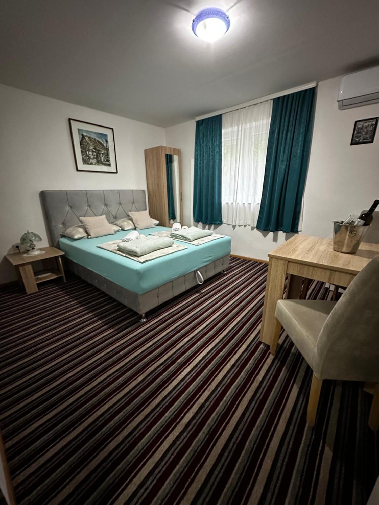 Guest House Nana Мостар Екстер'єр фото
