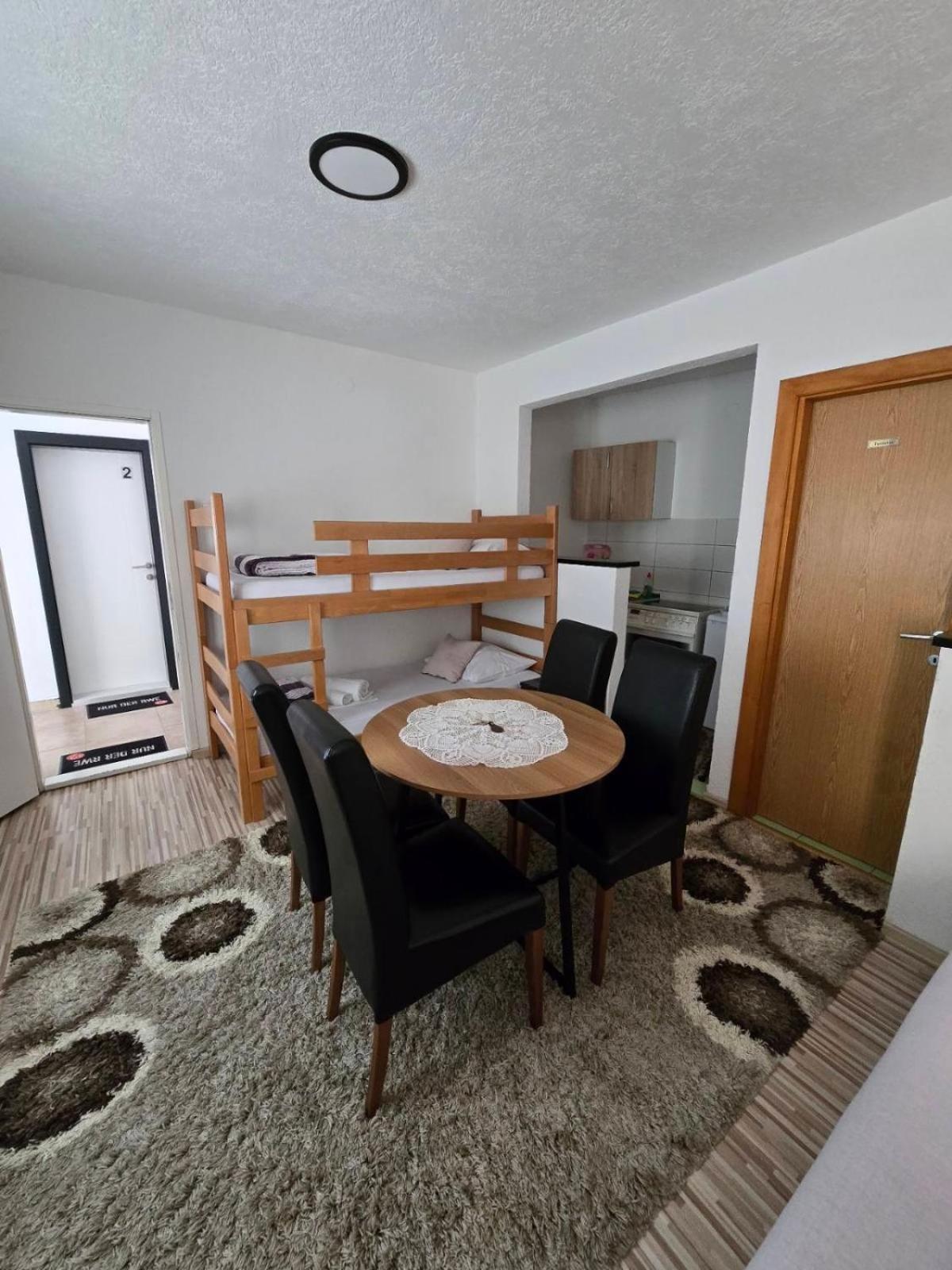 Guest House Nana Мостар Екстер'єр фото